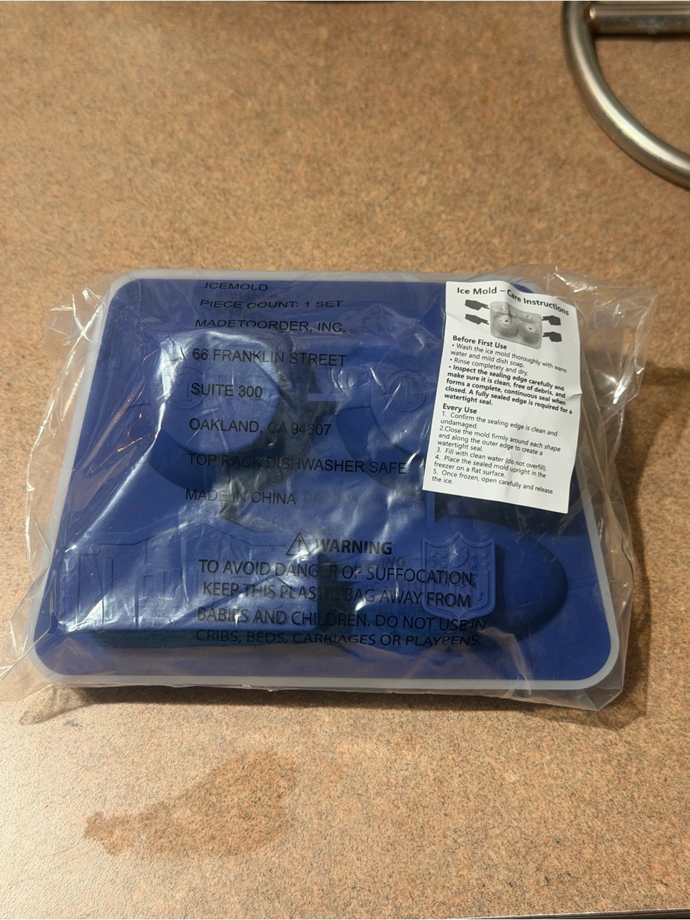 Lowe’s NFL LG Ice Candy Chocolate Mold Baking Cooking Sports Party NWT